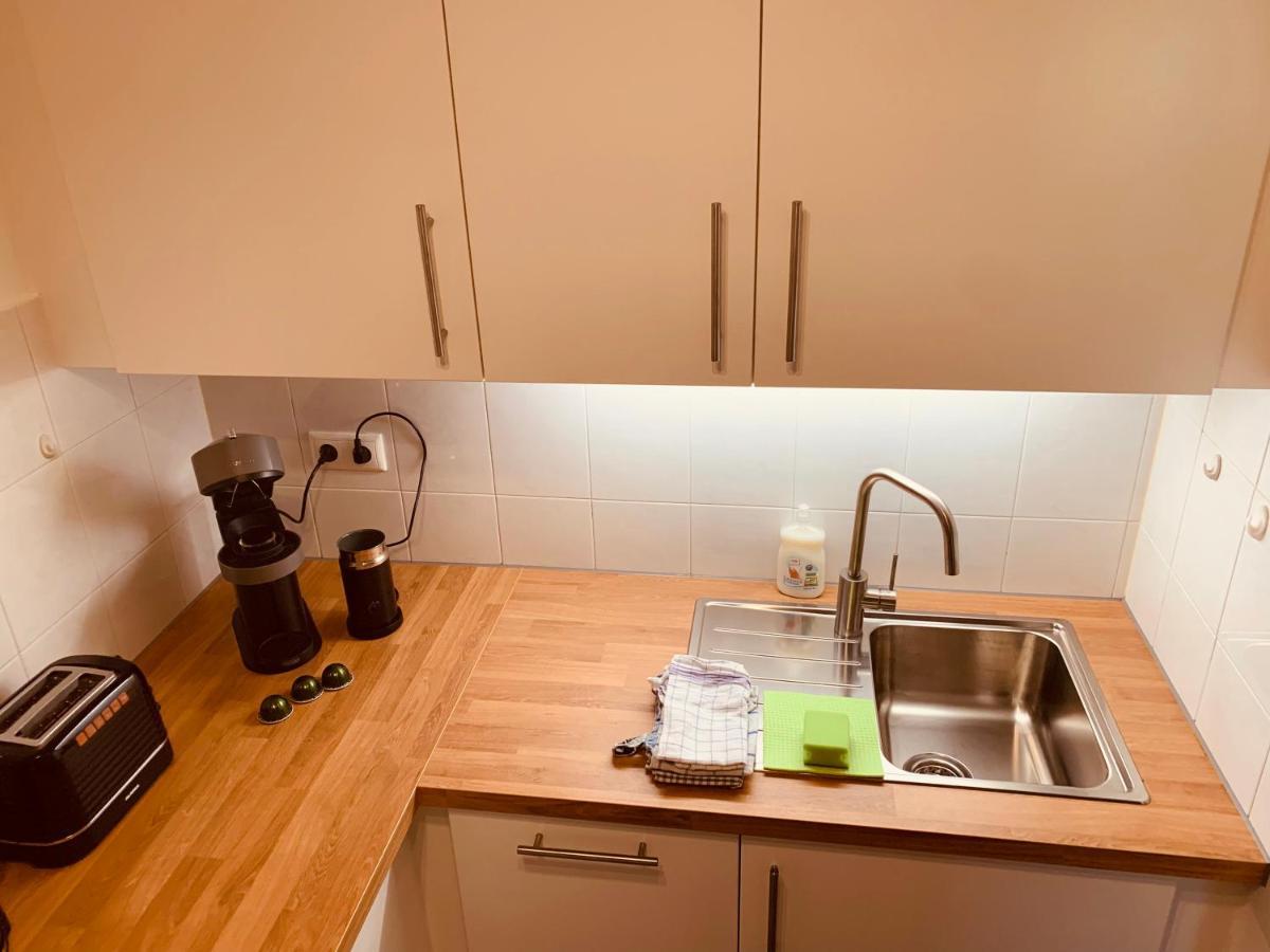 Felix Living 5, Modern & Cozy 2 Zimmer Wohnung, Terrasse, Parkplatz Salzweg Exteriör bild