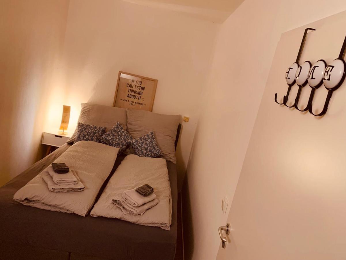 Felix Living 5, Modern & Cozy 2 Zimmer Wohnung, Terrasse, Parkplatz Salzweg Exteriör bild